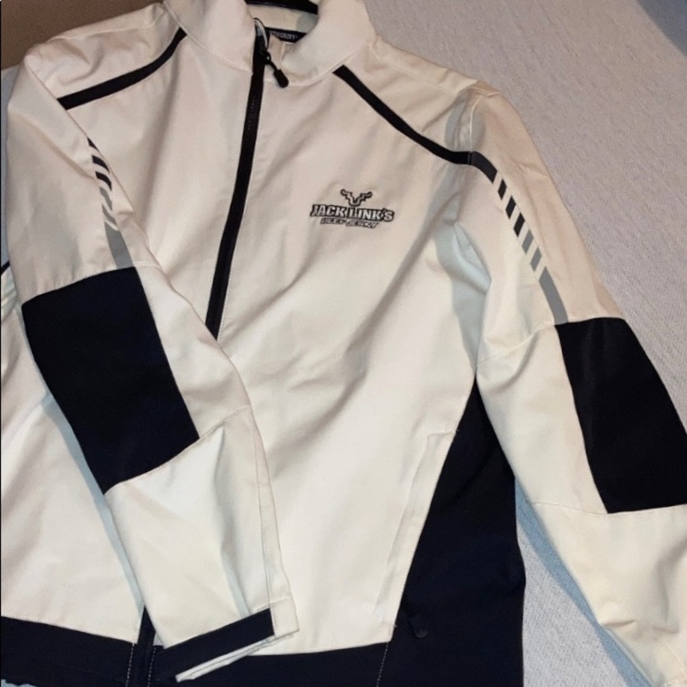 Like new jack links beef jerky official jacket.